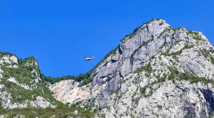 Incidente al Forcellino, soccorritori in azione per le ricerche