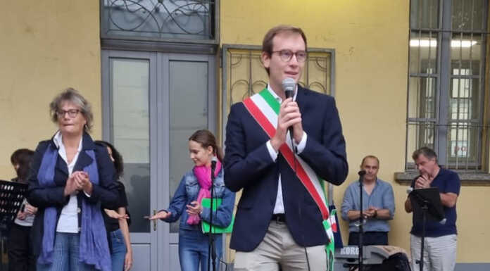 Merate, nuovo anno scolastico, il sindaco ai ragazzi: “Siate curiosi”