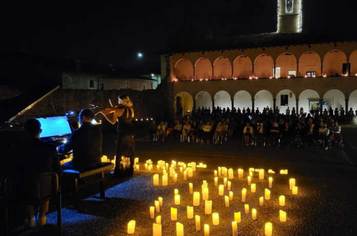 Monastero a lume di candela