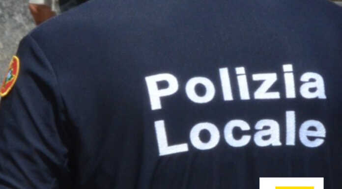 Droga in pieno giorno a Civate, l’allarme sui social e intervento della Polizia Locale polizia locale