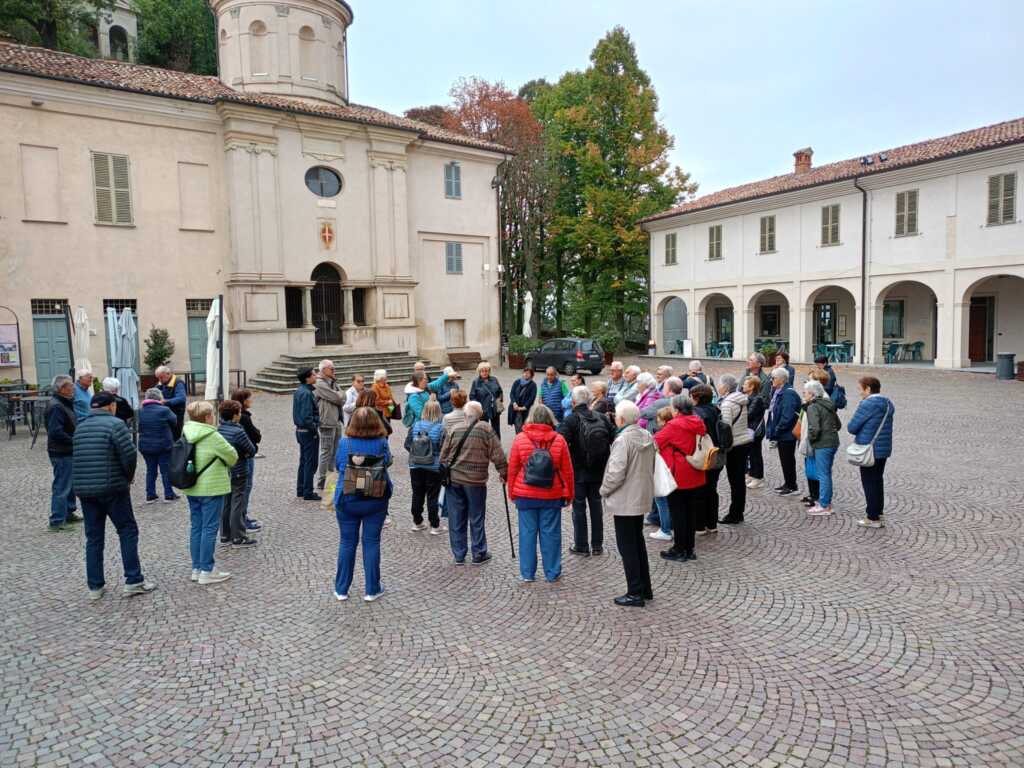 Rogeno Pensionati gita sacro monte crea 2024 (5)