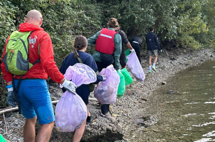 Save the lake clean up pescarenico