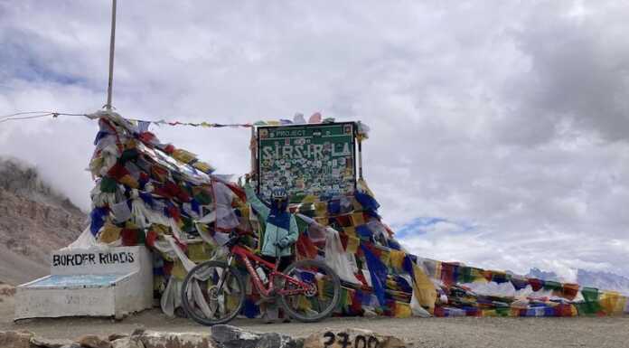 L’avventura in bici di Stefania ‘Steppo’ Valsecchi sulle vette del Ladakh ladakh-steppo-bici-2024