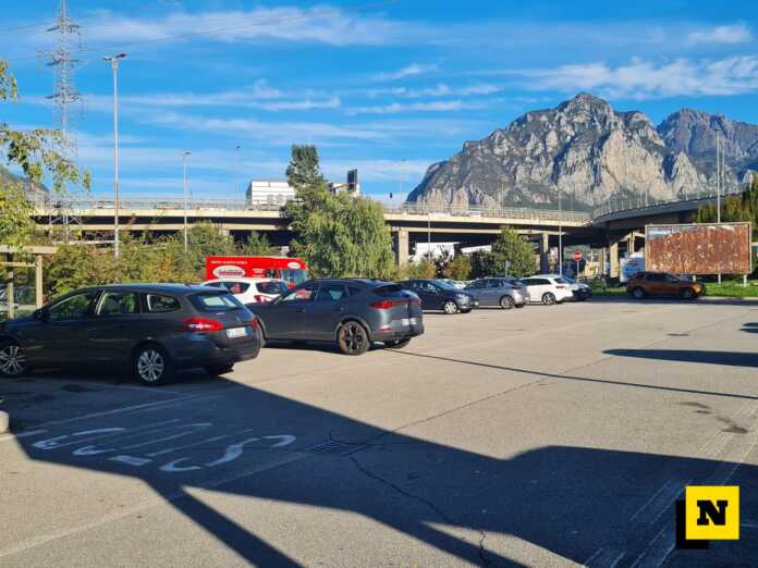 parcheggio_centro_sportivo_bione_lecco