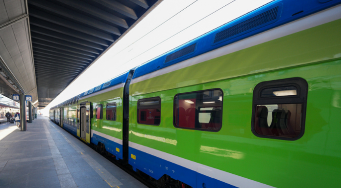 Uomo travolto da un treno a Tirano, pesanti disagi alla sulla tratta ferroviaria treno