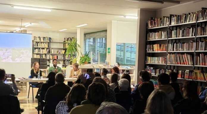 Lierna. Accolto con calore e partecipazione il romanzo “Nel vento dei desideri” Lierna presentazione romanzo nel vento dei desideri