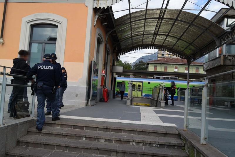 Controlli straordinari Polizia Stato Lecco