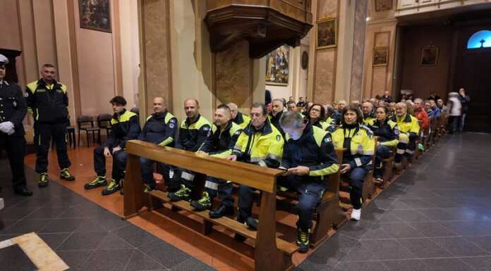 Abbadia. Trent’anni di Protezione Civile: “Amore, dedizione, voglia di fare” Protezione Civile Abbadia trent'anni cerimonia