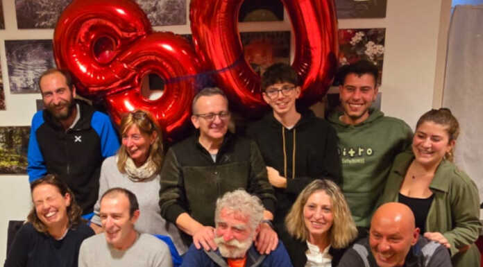 Festa a sorpresa per gli 80 anni del “Calumer”, il custode della Grignetta 80 anni calumer giuseppe orlandi famiglia