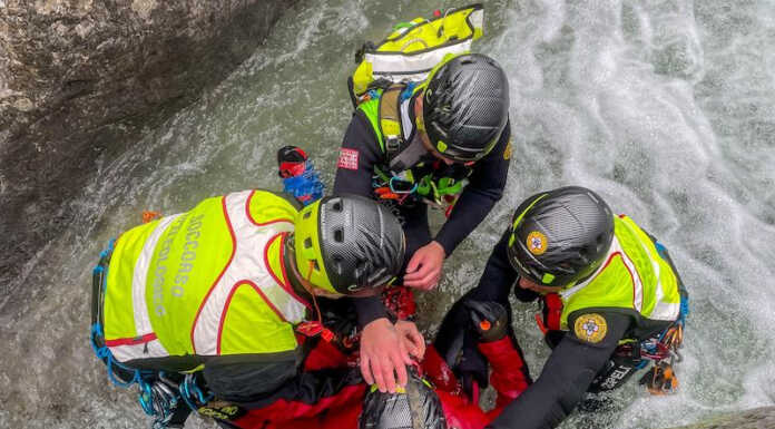 Esercitazione per la squadra forra regionale del Cnsas lombardo Cnsas Val Brembana forra