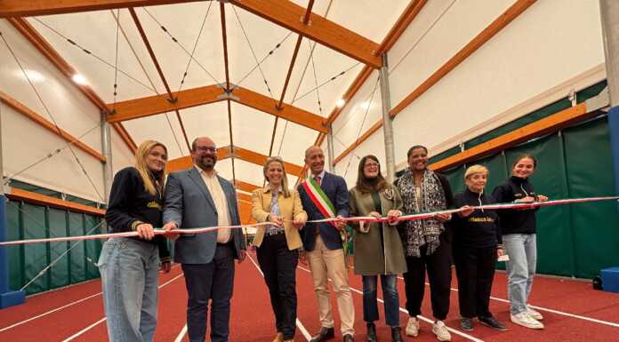 Centro Sportivo Al Bione: inaugurato il rettilineo indoor di atletica leggera Inaugurazione pista indoor bione lecco 2024