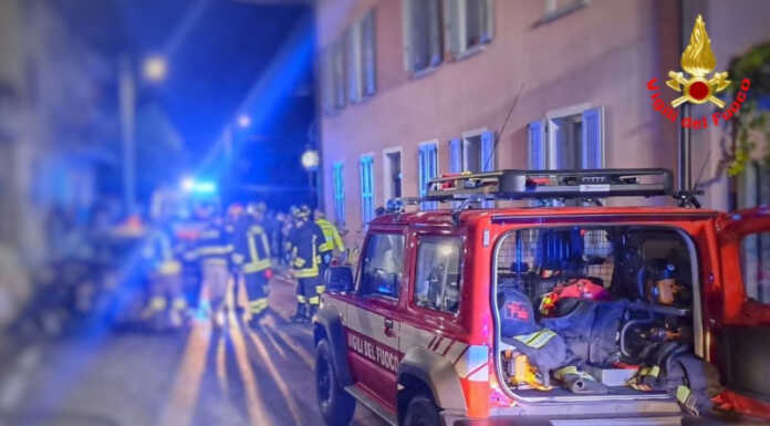 Grave incidente a Oliveto Lario, tre giovani si schiantano in auto Incidente Oliveto Lario 20241013