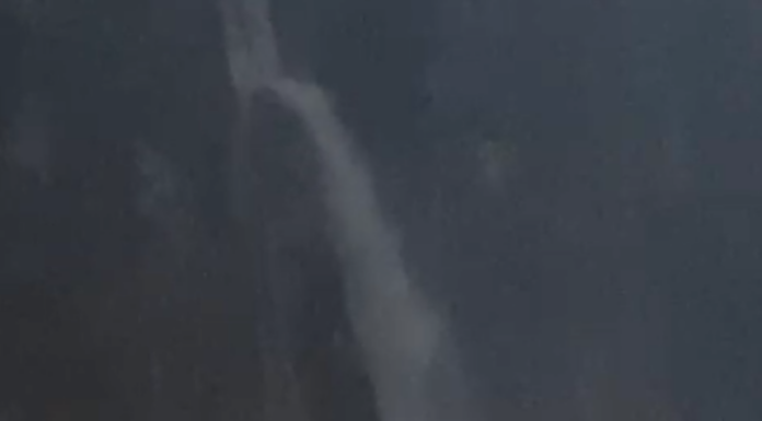 Maltempo. Con la forte pioggia riappare la cascata di Pradello (VIDEO)