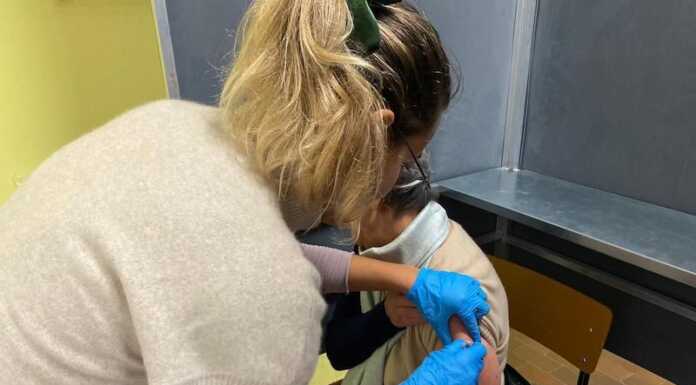 Antinfluenzale, la vaccinazione aperta a tutti i cittadini: “Un gesto di responsabilità” vaccino contro influenza-lecco-castello-2024