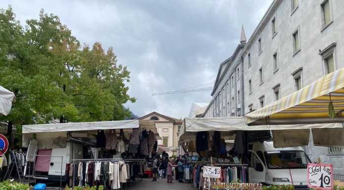 Il mercato in centro raccoglie consensi, ambulanti e clienti soddisfatti