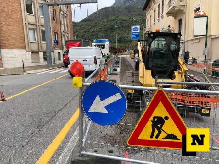 lecco-cantiere teleriscaldamento-via leonardo da vinci