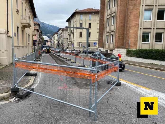 lecco-cantiere teleriscaldamento-via leonardo da vinci