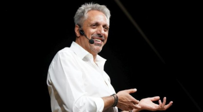 Mandello è pronta ad ospitare lo spettacolo di Max Pisu