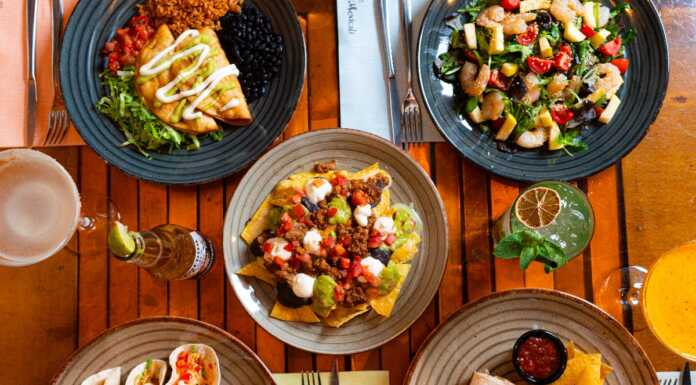 Festeggia Halloween e i Dia de Los Muertos al Mexicali di Lecco!