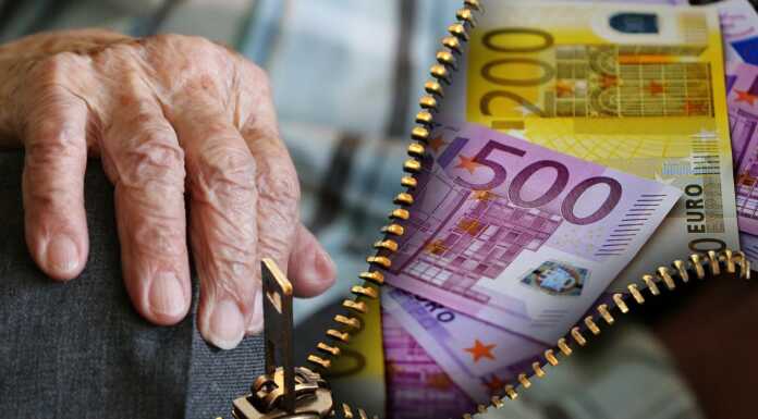 “Il potere d’acquisto logora chi non ce l’ha”, i pensionati dello Spi Cgil Lecco si mobilitano pensionati soldi