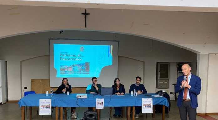 Il tour nei rioni fa tappa a Pescarenico, i residenti lamentano scarsità di parcheggi e decoro urbano