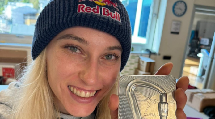 Valsassina. Janja Garnbret in visita alla sede Camp di Premana