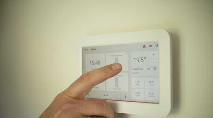 Riscaldamento ‘ko’ all’asilo ‘Gli Aquiloni’, i bimbi tornano a casa per il freddo riscaldamento pixabay caloriferi