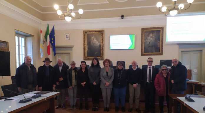 “Dona un quadro alla città”, un percorso d’arte contro la violenza di genere