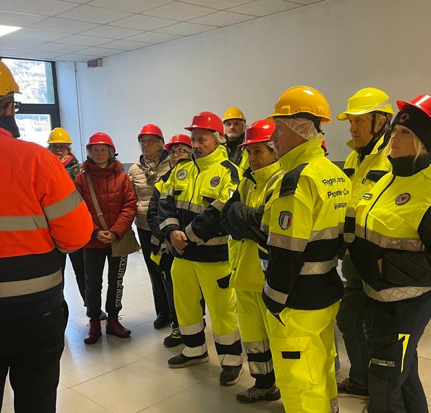 Protezione Civile Rogeno vista termovalorizzatore Silea