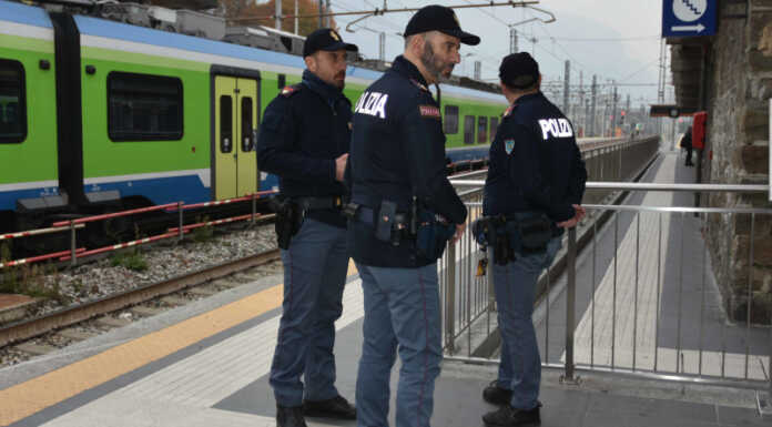 Lecco, continuano i controlli della Polizia nelle zone a rischio Controlli polizia stazione