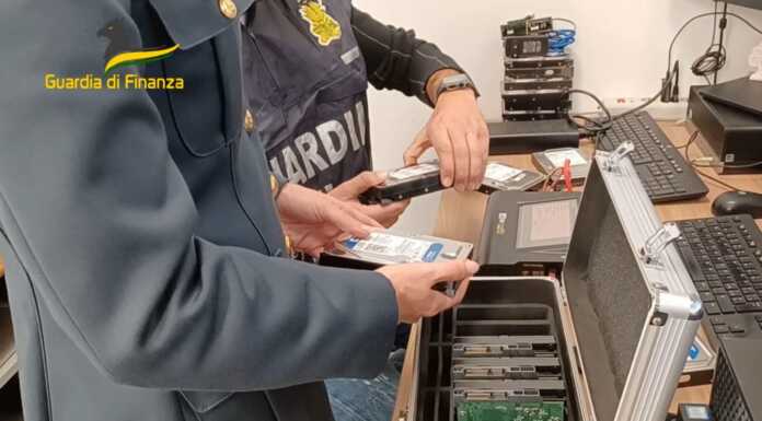 Frodi fiscali e riciclaggio con metodo mafioso, sequestrato un immobile a Bellano