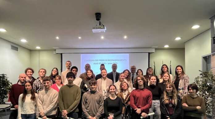 Asst Lecco: consegnati 40 premi di studio ai figli dei dipendenti borse di studio asst lecco figli dei dipendenti