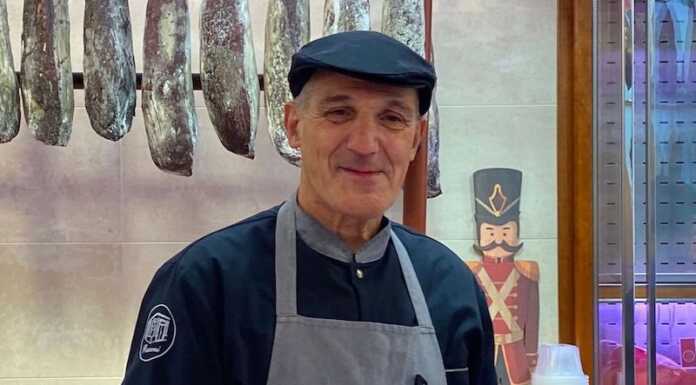 La Macelleria Rusconi saluta Giovanni Dell’Oro: lo storico dipendente va in pensione giovanni dell'oro