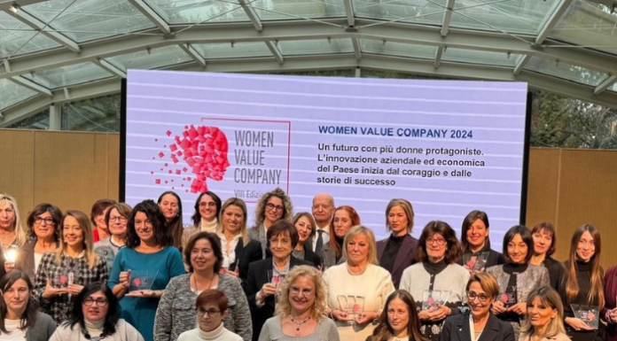 Lecco: Anna Crupi riceve il premio “Women Value Company”
