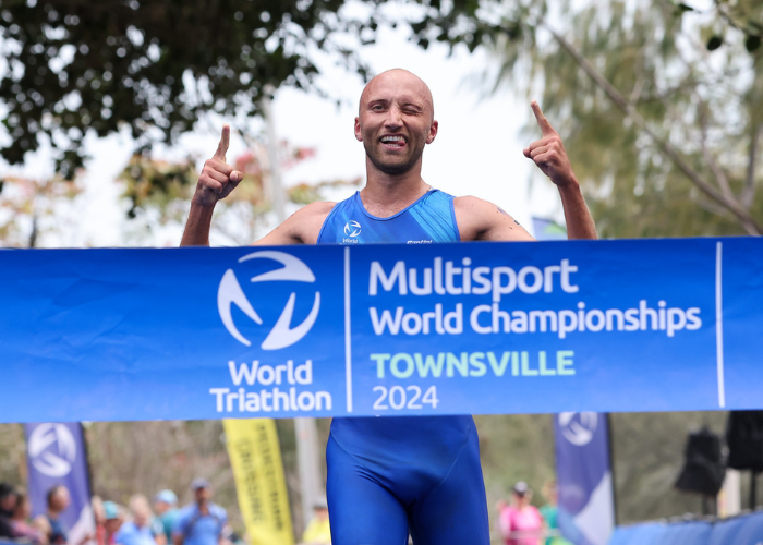 Michele Bonacina, 28 anni di Dolzago, campione del Mondo di triathlon e duathlon cross