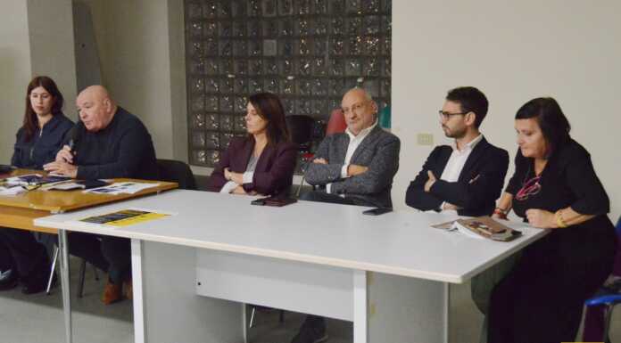 A Lecco apre lo sportello dedicato ai caregiver familiari, in campo i volontari Auser sportello_caregiver_lecco_auser_20241106