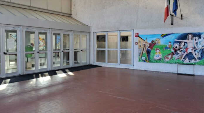 Casatenovo, dopo il crollo dissequestrata la scuola: le medie ora possono riaprire