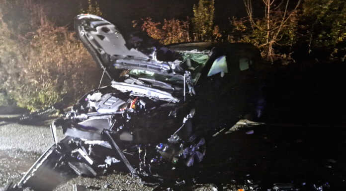 Robbiate. Auto si ribalta nella notte al passaggio a livello della Sernovella