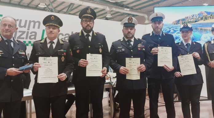 Encomio solenne per la Polizia Locale di Valmadrera Malgrate Civate e Oliveto