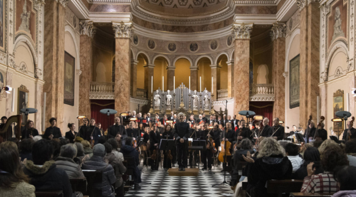 Lecco. Grande successo per il Christmas Carols Show