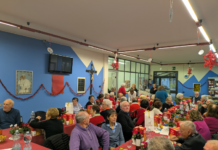 A Rogeno si è svolto il tradizionale pranzo per gli anziani all’oratorio