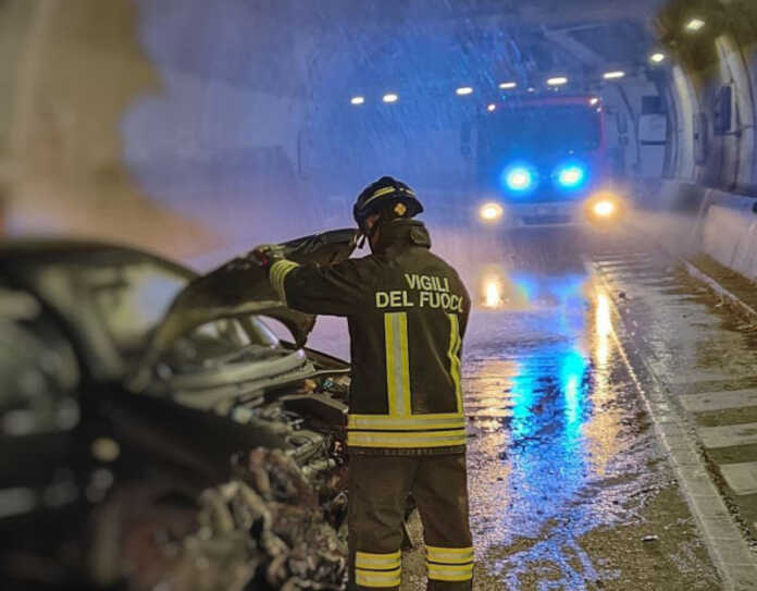 Vigili del Fuoco SS36 dir Nuova Lecco-Ballabio