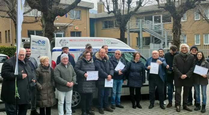 Un nuovo mezzo per Auser Leucum grazie a venti imprenditori lecchesi