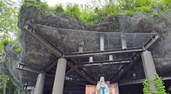 Cortenova. Martedì l’Arcivescovo Delpini in Valsassina per la benedizione della Madonna dei Crotti