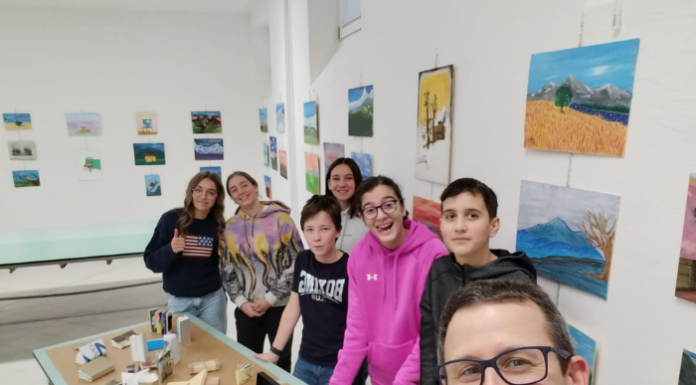 A Civate una mostra di pittura delle classi terze dell’Istituto Maria Ausiliatrice