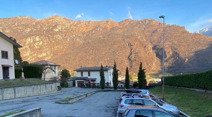Ballabio. In arrivo 8 nuovi posti auto nel parcheggio di via Einaudi
