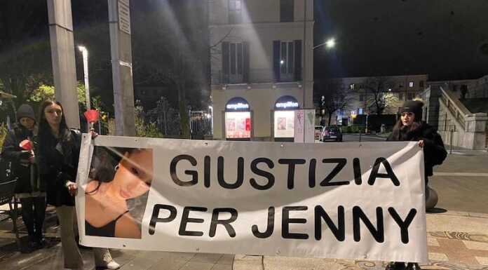 Morte di Jennifer, il 19enne proprietario dell’auto denunciato per sottrazione di minore