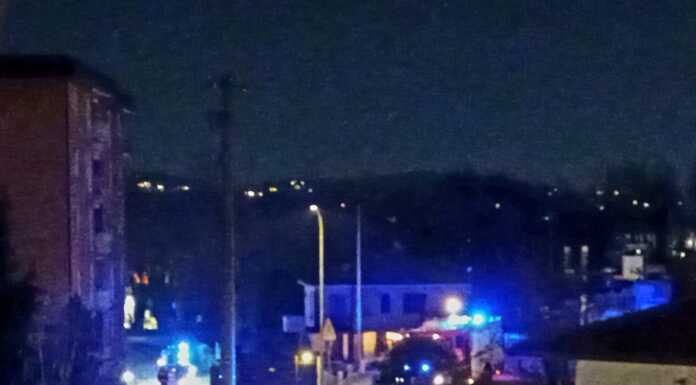 Nibionno. Bloccati in casa senza chiavi: “liberati” dai Vigili del Fuoco nibionno intervento VVF gen2025