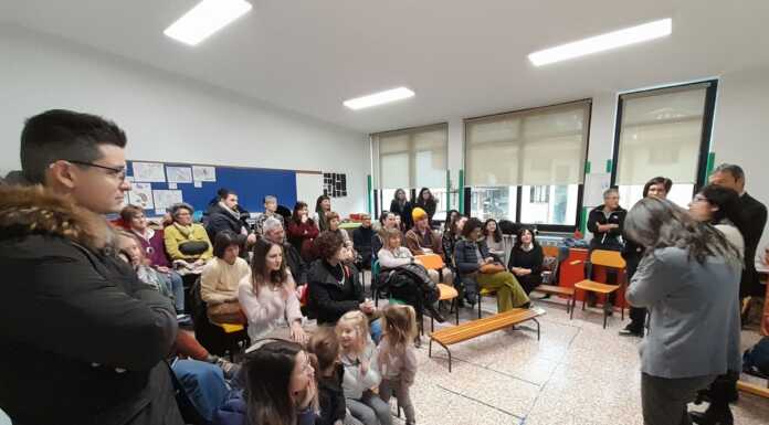 Erve. In tanti alla scuola primaria per scoprire il metodo Montessori