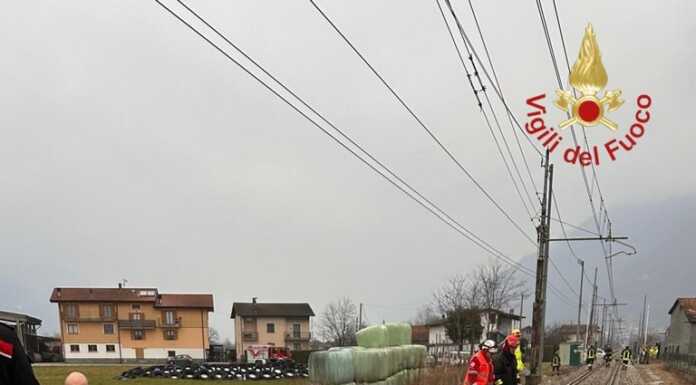 Donna investita sulla Milano-Tirano, circolazione dei treni in tilt Investimento persona Piantedo